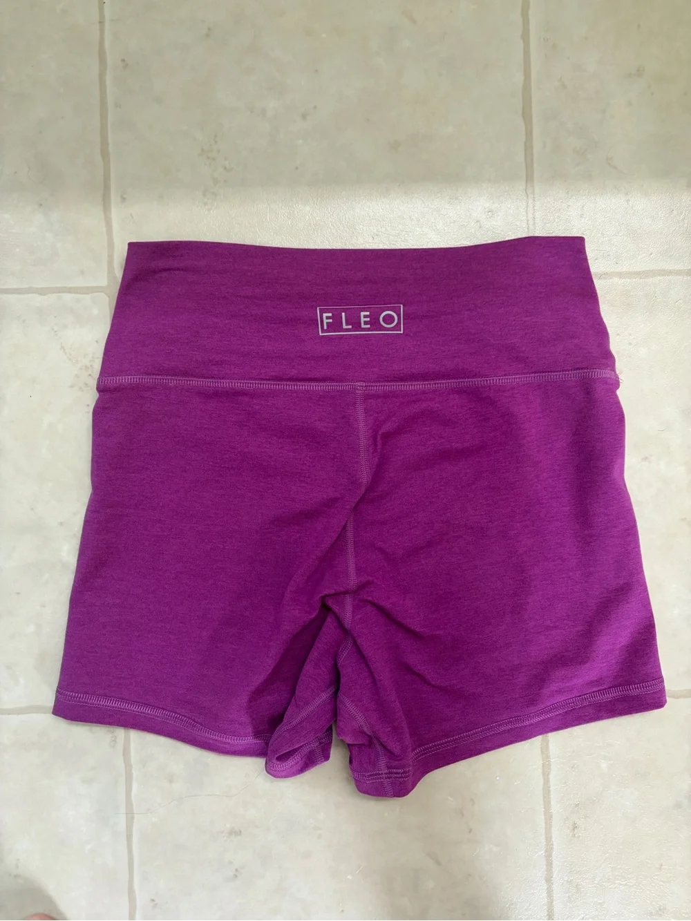 Fleo shorts - Picture 1 of 3